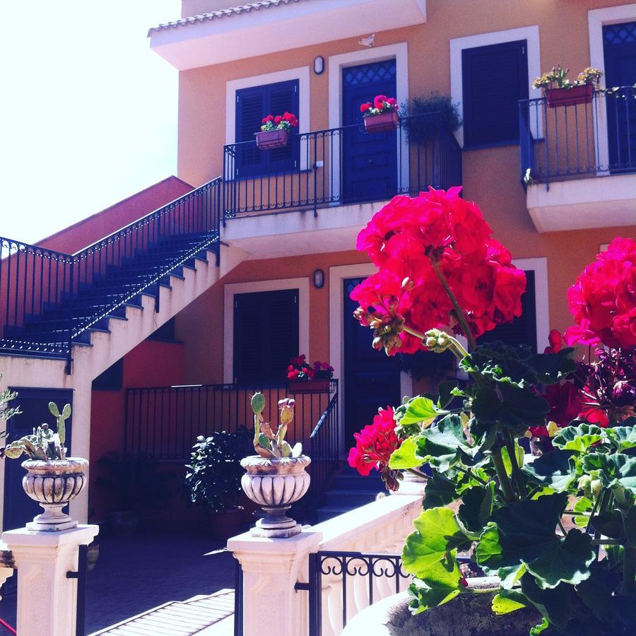 Adriana Casa Vacanze Mare Etna Sicilia Acireale Exterior foto